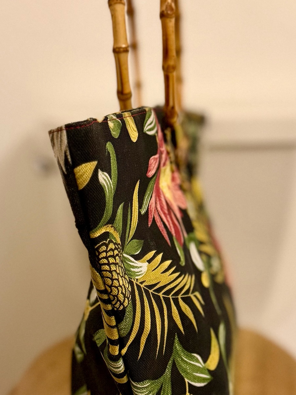 Bagalous Tropical Floral Bamboo Tote Bag w/ Bamboo Handles - Picture 3 of 7